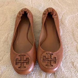 Tory Burch Tan Reva Flats Sz 8
